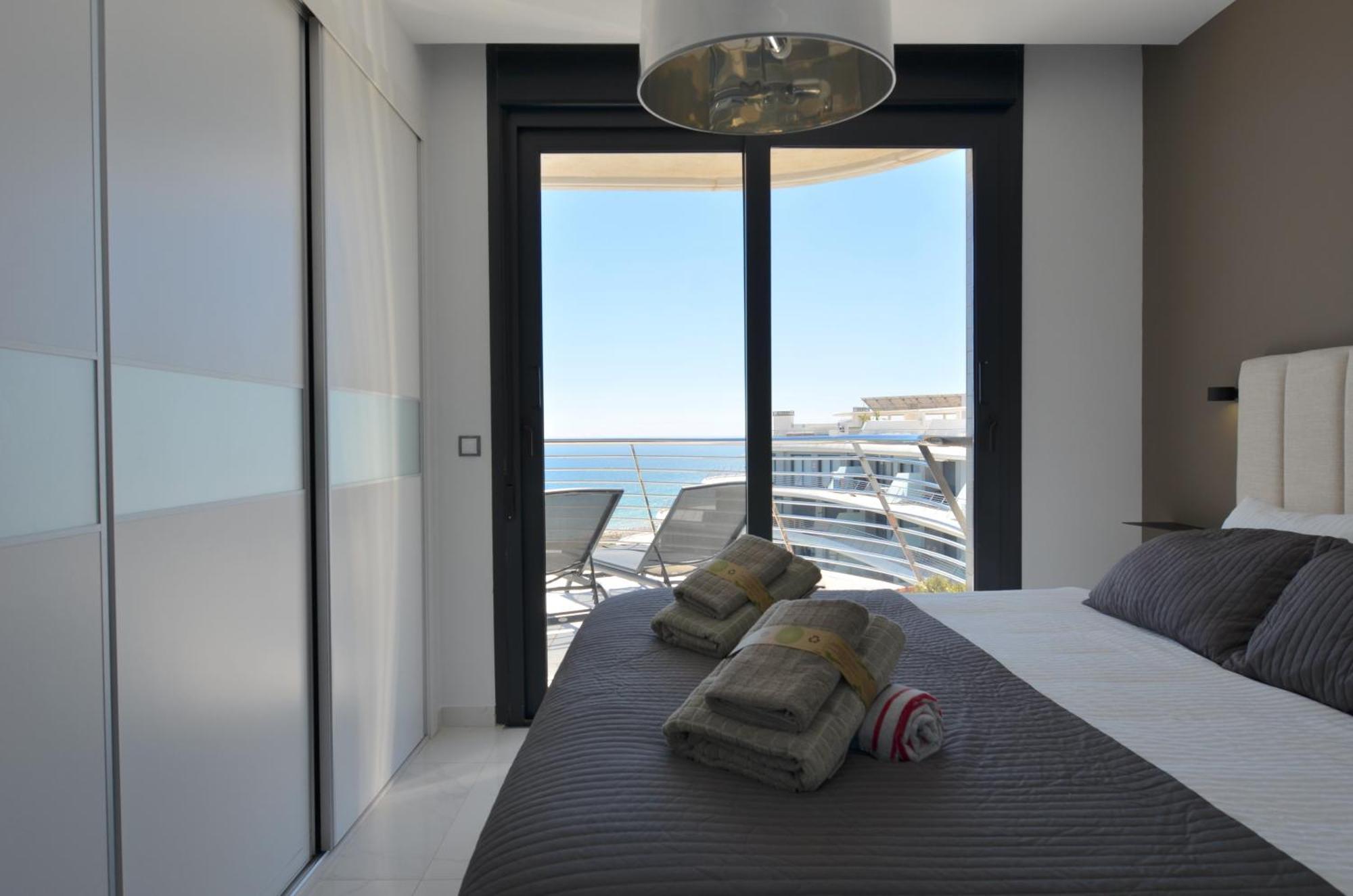 Infinity View Penthouses By Nras Arenales del Sol Room photo